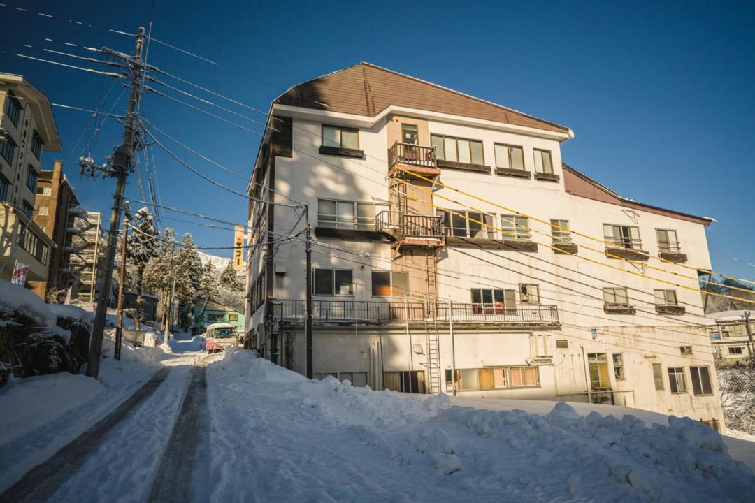 Onsen Yado Echo Hotel Myoko Exterior photo